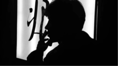 我俏咪咪的上来惹