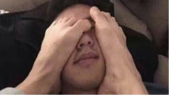 脚踩狗男人